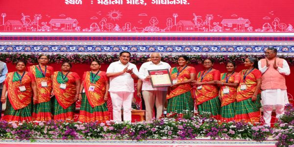 રાજ્યની ગ્રામ પંચાયતોના નવા ચૂંટાયેલા સરપંચઓ અને સદસ્યોનું અદકેરુ અભિવાદન