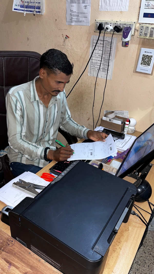 નાખડા ગામના સરપંચનું