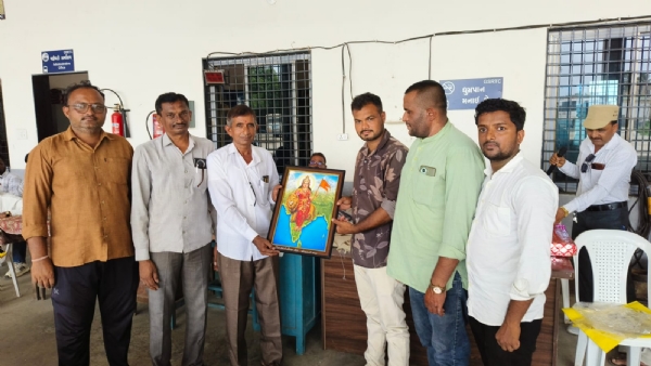 નિવૃત્તિ ટી સી કર્મચારી વિદાય