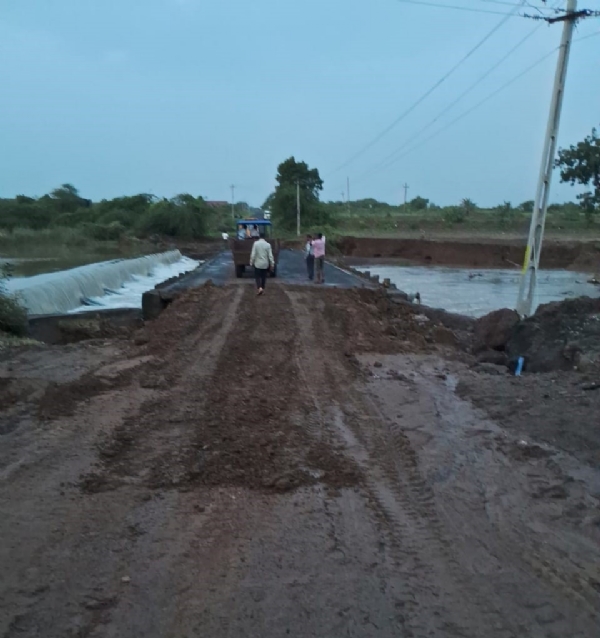 હાલાપરમાં કોઝવેનું હંગામી સમારકામ કરાયું