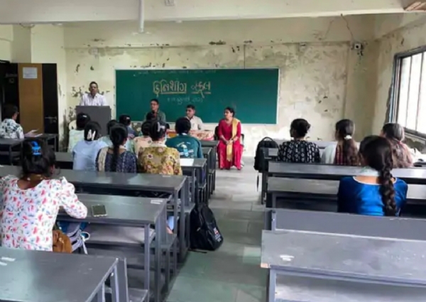હારીજની સરકારી વિનયન અને વિજ્ઞાન કૉલેજમાં ફિનીશિંગ સ્કૂલનો પ્રારંભ