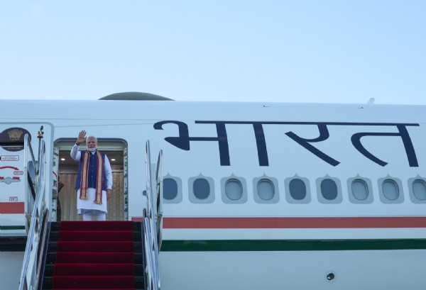 પ્રધાનમંત્રી મોદી નામિબિયા જવા રવાના