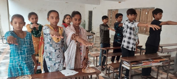 પોરબંદરમાં સરકારી માધ્યમિક શાળા દેગામ ખાતે વિશ્વ સિંહ દિવસની ઉજવણી કરાઇ.