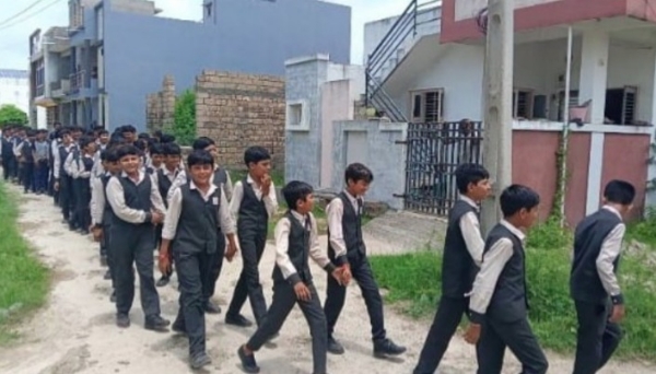 પોરબંદરના યાજ્ઞાવલ્કય વિદ્યામંદિર દ્વારા  જનજાગૃતી ફેેલાવવાનો સુંદર પ્રયાસ.