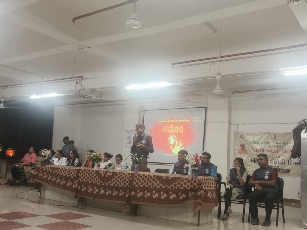 પોરબંદરની જનરલ નર્સિંગ સ્કૂલમાં “નારી વંદન ઉત્સવ” અંતર્ગત મહિલા કર્મયોગી દિવસની ઉજવણી કરાઇ.