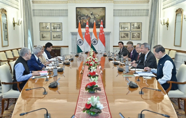 ભારત અને સિંગાપોર વચ્ચે ગોળમેજી બેઠક