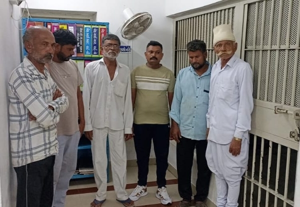 પોરબંદરમાં બે સ્થળોએ ચાલતા જુગરધામ પર પોલીસ ના દરોડા.
