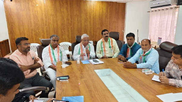 જિલ્લા કોંગ્રેસની પત્રકાર પરિષદ