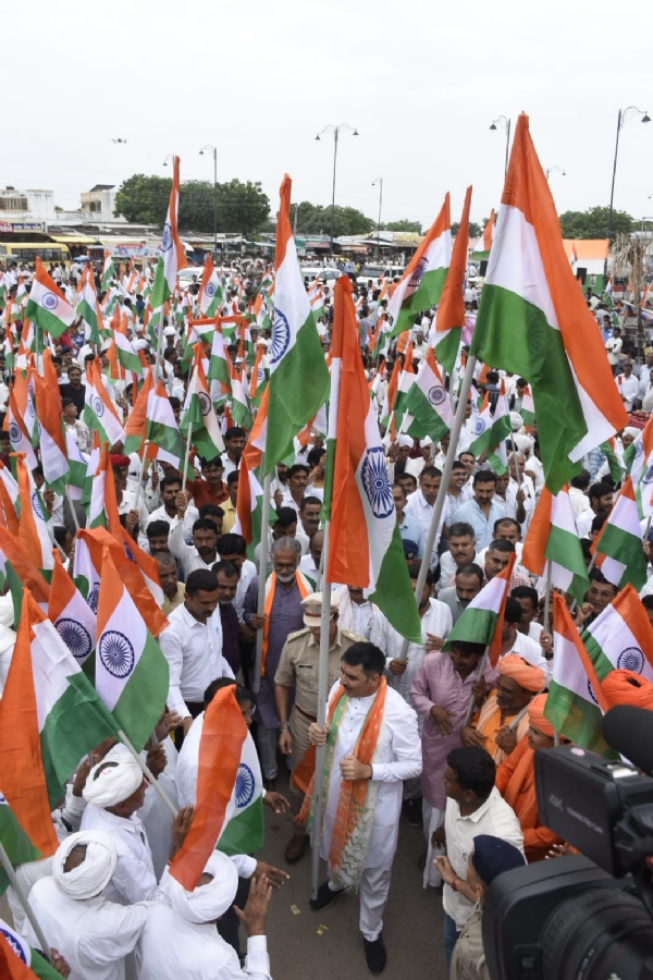 THARAD MA TRIRANGA YATRA YOJAI