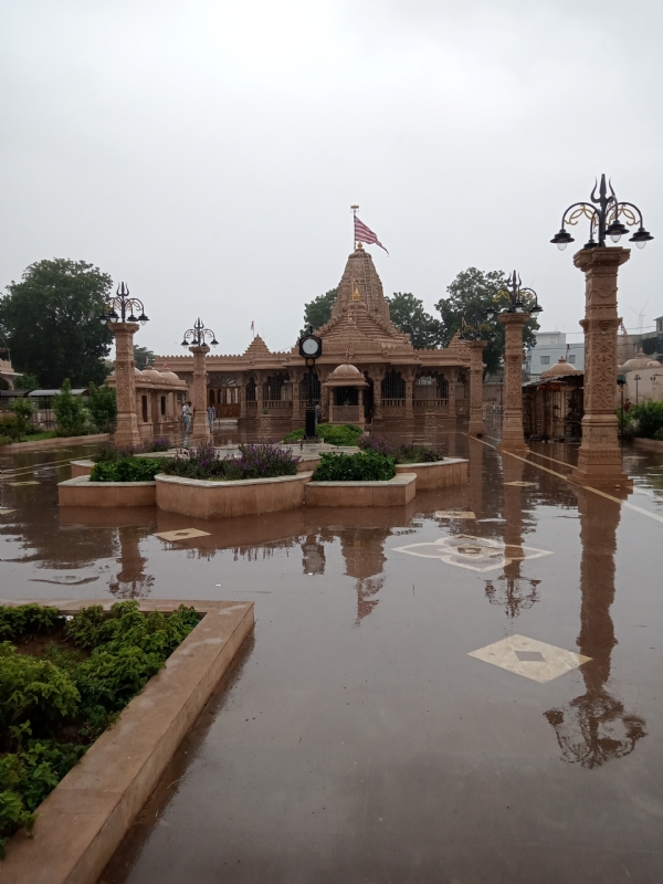 માતાનામઢ સંકુલ ભીંજાયું