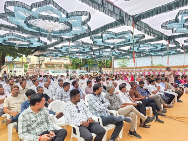 લાઠી તાલુકાના પ્રતાપગઢ ગામે “પદાધિકારી સન્માન સમારોહ-૨૦૨૫” યોજાયો, નવ નિર્વાચિત સરપંચ અને સભ્યોને સન્માનિત