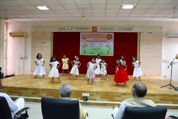 ચિલ્ડ્રન્સ રિસર્ચ યુનિવર્સિટી