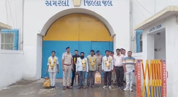 અમરેલી જિલ્લા જેલના 5 આજીવન કેદીઓને સારા વર્તન બદલ મુક્તિ
