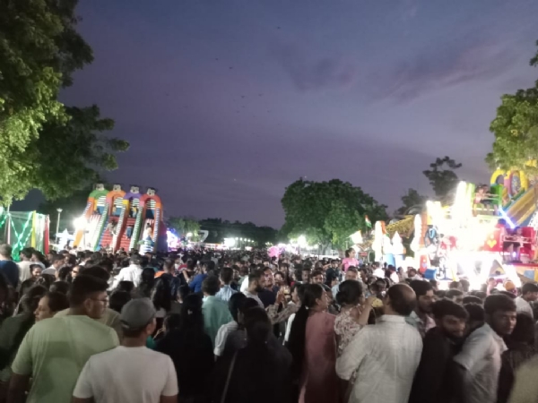 ભુજમાં સાતમની સાંજે મેળાની રંગત