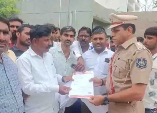 વારાહી ટોલબૂથ પર હિંસક હુમલો : રાધનપુરમાં હિંદુ સંગઠનોનો ઉગ્ર વિરોધ