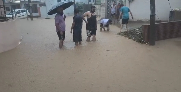 હિમાચલ પ્રદેશમાં પુરની સ્થિતિ