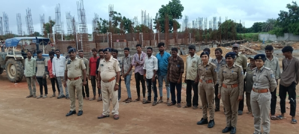 પોલીસ દ્વારા વાગડમાં કોમ્બિંગ