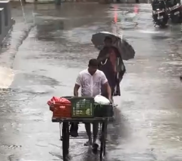 પાટણમાં સતત વરસાદથી શહેરમાં અવરજવર મુશ્કેલ