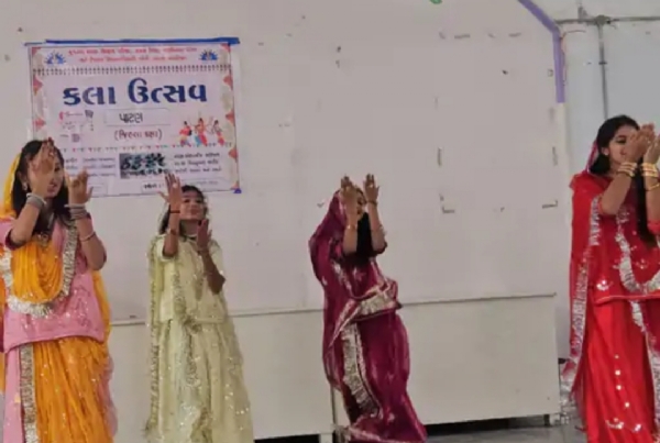 પી.પી.જી. એક્સપેરિમેન્ટલ હાઈસ્કૂલના વિદ્યાર્થીઓએ જિલ્લા કક્ષાના કલાઉત્સવમાં શાનદાર પ્રદર્શન કર્યું