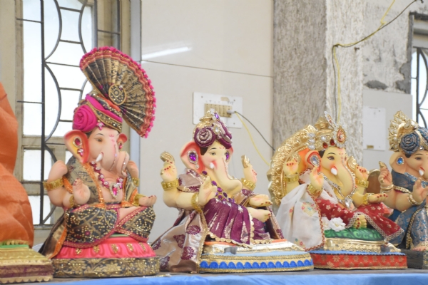 પોરબંદરમાં પ્રકૃતી ધ યુથ સોસાયટી “મીટી કે ગણેશા” નામક એક્ઝિબિશન થકી છેલ્લા આઠ વર્ષથી કરી રહી છે પર્યાવરણનુ જતન.