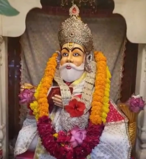પાટણમાં ઝુલેલાલ ભગવાનના ચાલીયા સાહેબનું ભવ્ય સમાપન: 63 વ્રતધારીઓએ આપી 7560 આહુતિ