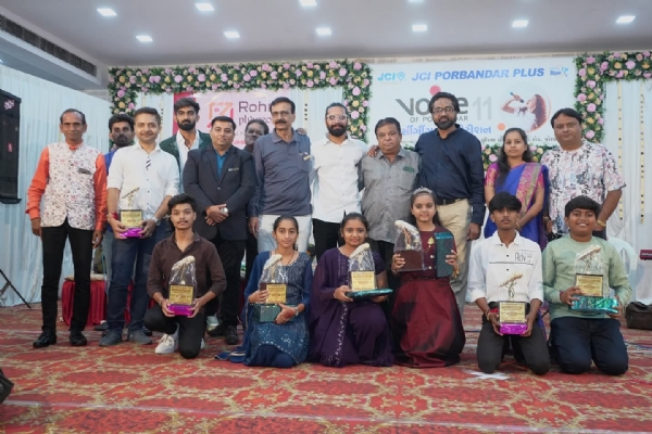 JCI દ્વારા વોઇસ ઓફ પોરબંદર સંગીત કાર્યક્રમ યોજાયો.