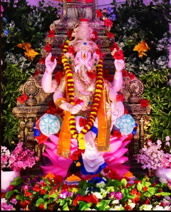 પોરબંદરના હરિમંદિર ખાતે ગણેશઉત્સવનો પ્રારંભ.
