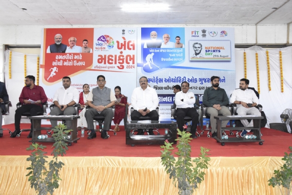 જિલ્લા કક્ષાના નેશનલ સ્પોર્ટ્સ ડે ઉજવણીનો કાર્યક્રમ યોજાયો