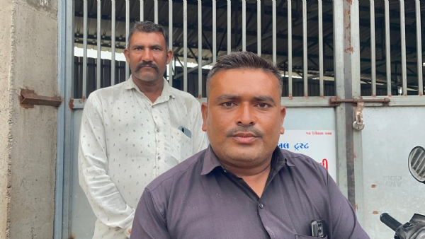 ગ્રામજનોએ રખડતા પશુઓ માટે કરી વ્યવસ્થા