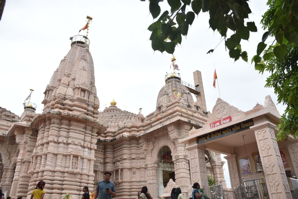 સાલડીનું સ્વયંભૂ શિવધામ: પીંપળેશ્વર મહાદેવ મંદિર