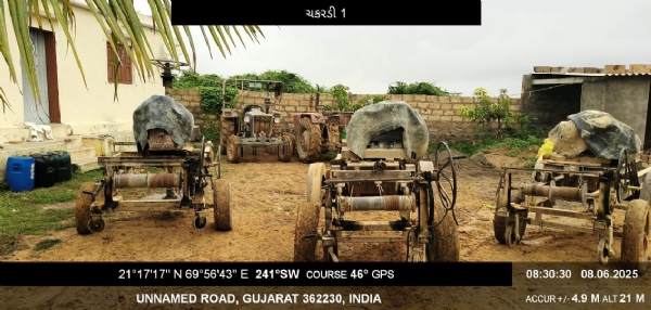 પોરબંદરમાં ગેરકાયદેસર ચાલતી ખાણો પર દરોડા.