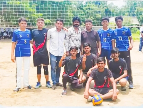 ઊંઝાની શાળાની વોલીબોલ ટીમની સફળતા: તાલુકા કક્ષાએ પ્રથમ સ્થાન