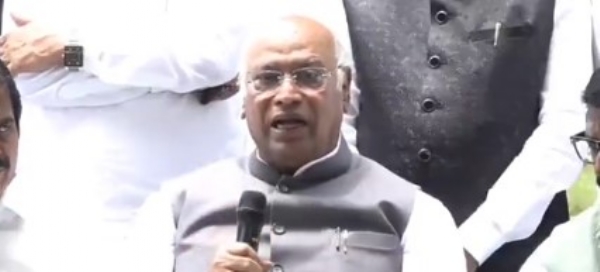 કોંગ્રેસ અધ્યક્ષ મલ્લિકાર્જુન ખડગે