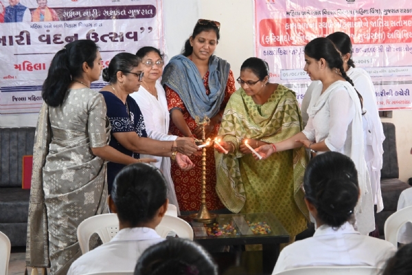 Women Karmayogi Day celebrated at Himmatnagar