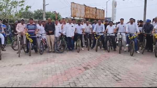 સન્ડે ઓન સાયકલ