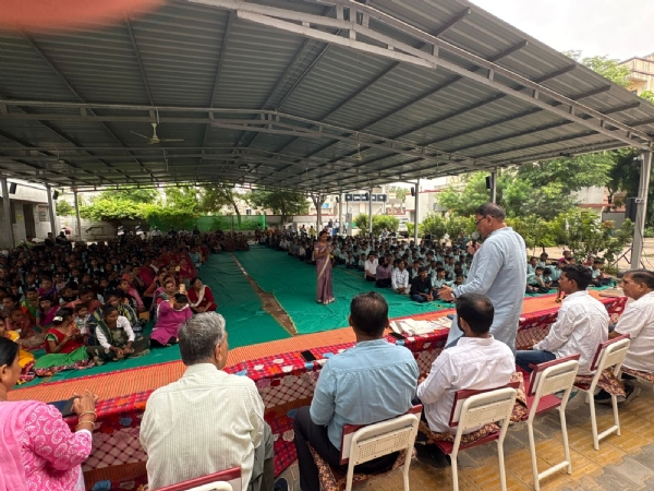 મહેસાણા ખાતે અખિલ ભારતીય રાષ્ટ્રીય શૈક્ષિક મહાસંઘ ગુજરાત દ્વારા આપણી શાળા – આપણું સ્વાભિમાન કાર્યક્રમ યોજાયો