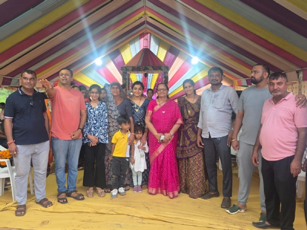 ભાદરવી પૂનમ મહામેળા અંતર્ગત મા અંબાના પદયાત્રીઓના સંઘનું પ્રસ્થાન, મહેસાણા શ્રી મહાકાળી મિત્ર મંડળ દ્વારા સેવાકેમ્પનું ઉદ્દઘાટન