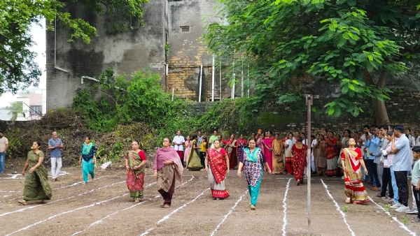 કુતિયાણા ખાતે રાષ્ટ્રીય રમત ગમત દિવસની ઉજવણી અંતગર્ત ભુલાયેલી રમતોને જીવંત રાખવાનો પ્રયાસ કરાયો.