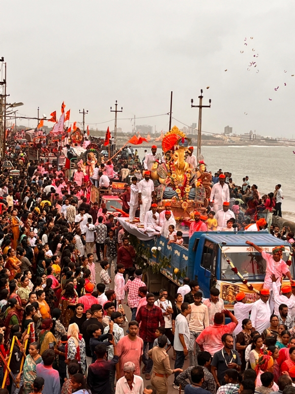 પોરબંદરમાં ધામધૂમ થી ગણેશજીને વિદાય