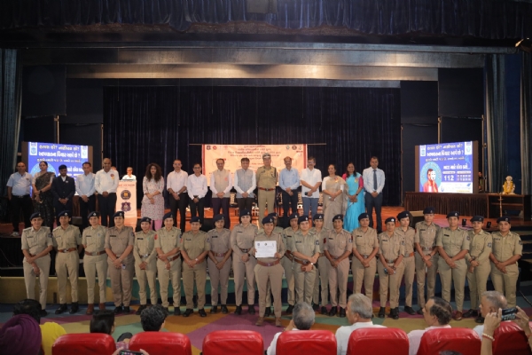 સાથી હાથ બઢાના’ કાર્યક્રમ