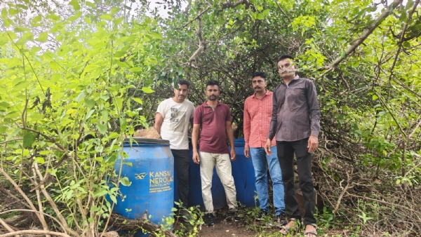 રાણાવાવ પોલીસ દ્વારા બરડા ડુંગરમાં ચાલતી દેશી દારૂની ભઠ્ઠી તોડી પાડી.