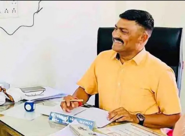 સરકારી વિભાગોમાં કામ કરતી આઉટસોર્સિંગ અને કરાર આધારિત મહિલા કર્મચારીઓને પણ મેટર્નિટી લીવ દરમિયાન પગાર મળે તેવી મુખ્યમંત્રીને રજૂઆત
