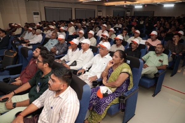 કૃષિ વિજ્ઞાન કેન્દ્ર ખાપટ ખાતે મગફળી પાક પરિસંવાદ તથા STIHL પરિવર્તન યાત્રાનું પ્રસ્થાન કાર્યક્રમ યોજાયો.