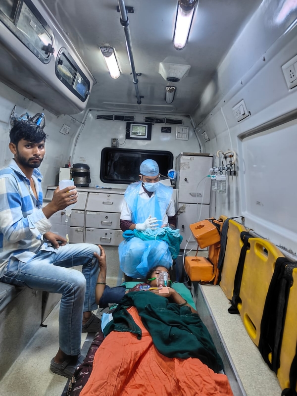 ગડું ગામની મહિલાની 108 વાનમાં સફળ પ્રસુતિ કરાવાઇ.