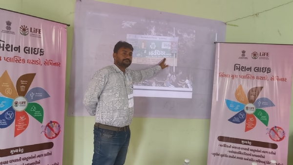 કોડિનાર ખાતે સફાઈ કામદારો