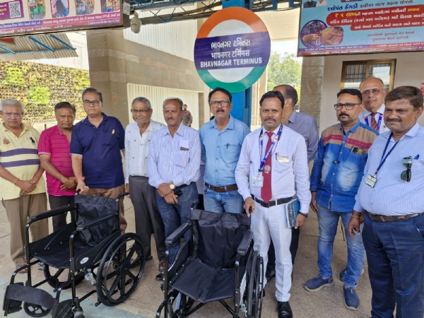 નાગરિકો માટે 2 વધારાના વ્હીલ ચેરની સુવિધા