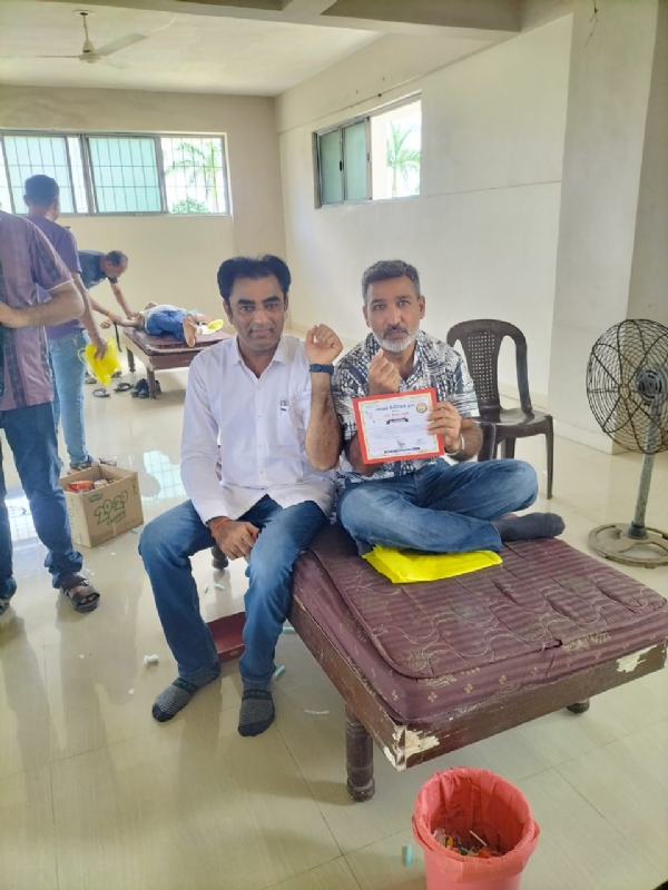 રકતદાન કેમ્પ નું આયોજન કરવામાં આવ્યું