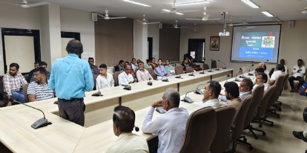 જૂનાગઢ જિલ્લા પંચાયત દ્વારા જિલ્લાના સરપંચઓ, તલાટી-કમ-મંત્રીઓ અને પંચાયતના અન્ય કર્મચારીઓ માટે તાલીમ યોજાઇ