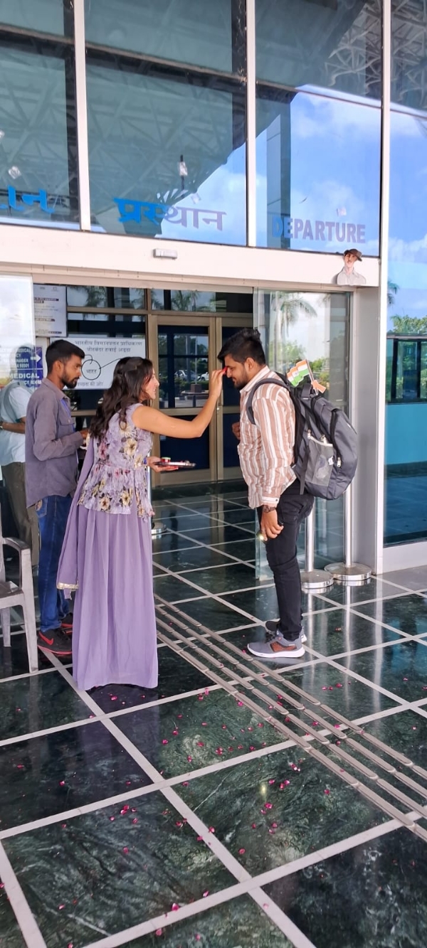 પોરબંદર એરપોર્ટ દ્વારા મુસાફર સેવા દિવસની  ઉજવણી કરાઈ.