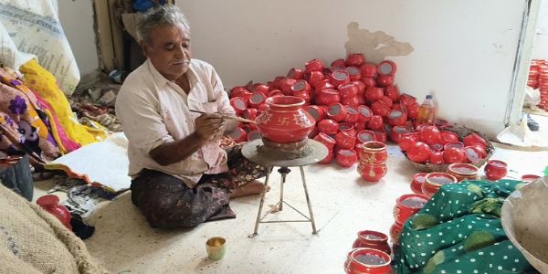 આવતીકાલે સોમવારથી નવલા નોરતાનો પ્રારંભ: જામનગર શહેરમાં બનતા અવનવા ગરબા
